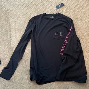 Long Sleeve Vineyard vines T- shirt!